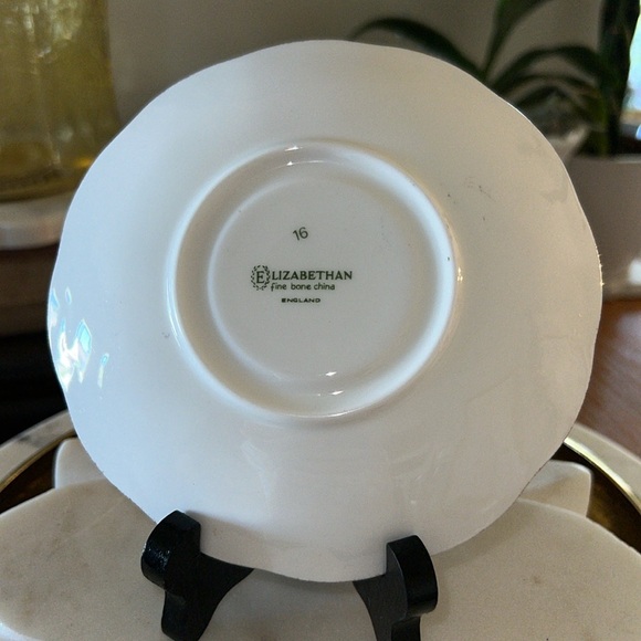 Vintage Elizabethan Gold + Yellow Floral England Fine Bone China Teacup + Saucer - Picture 10 of 13